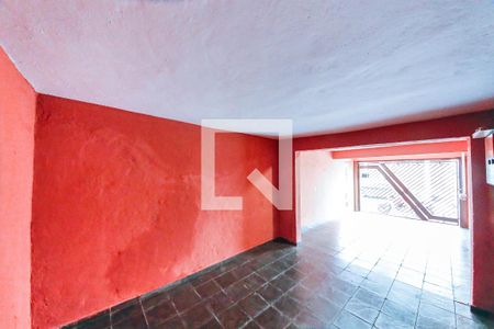 Casa para alugar com 125m², 2 quartos e 2 vagas Casa para alugar com 125m², 2 quartos e 2 vagasGaragem
