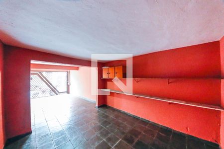 Casa para alugar com 125m², 2 quartos e 2 vagas Casa para alugar com 125m², 2 quartos e 2 vagasGaragem