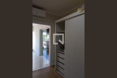 Casa de condomínio à venda com 138m², 3 quartos e 1 vaga Casa de condomínio à venda com 138m², 3 quartos e 1 vagaESCRITÓRIO