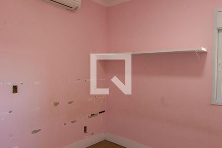 Casa de condomínio à venda com 138m², 3 quartos e 1 vaga Casa de condomínio à venda com 138m², 3 quartos e 1 vagaSUITE 2