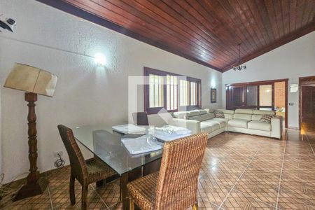 Sala de casa para alugar com 7 quartos, 260m² em Loteamento Joao Batista Juliao, Guarujá