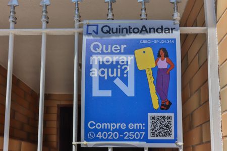 Casa à venda com 261m², 5 quartos e 5 vagas Casa à venda com 261m², 5 quartos e 5 vagasPlaquinha - QR CODE