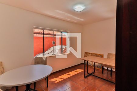 Casa à venda com 261m², 5 quartos e 5 vagas Casa à venda com 261m², 5 quartos e 5 vagasSala Jantar / Quarto 02