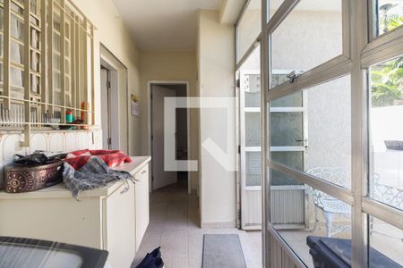 Casa à venda com 200m², 4 quartos e 2 vagasÁrea de Serviço 