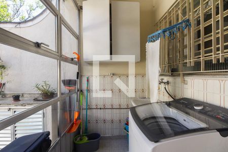 Casa à venda com 200m², 4 quartos e 2 vagasÁrea de Serviço 