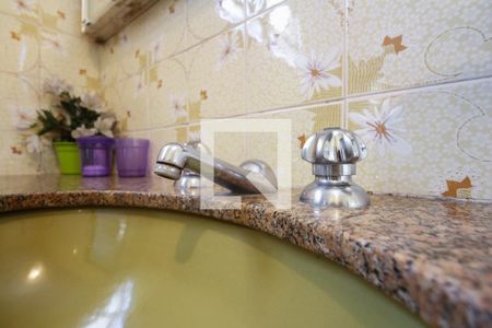 Casa à venda com 200m², 4 quartos e 2 vagasBanheiro Suíte 