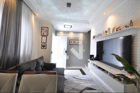 Sala de casa de condomínio para alugar com 2 quartos, 72m² em Vila Nilo, São Paulo