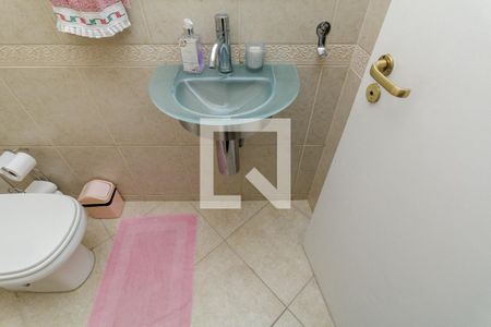 Apartamento para alugar com 198m², 3 quartos e 1 vaga Apartamento para alugar com 198m², 3 quartos e 1 vagaLavabo