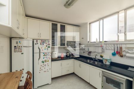 Apartamento para alugar com 198m², 3 quartos e 1 vaga Apartamento para alugar com 198m², 3 quartos e 1 vagaCozinha