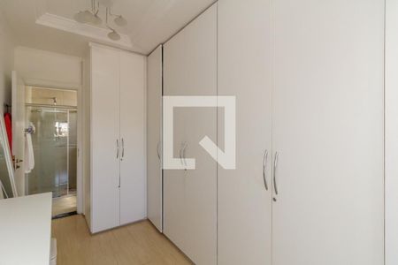 Apartamento para alugar com 198m², 3 quartos e 1 vaga Apartamento para alugar com 198m², 3 quartos e 1 vagaCloset do Quarto 1 - Suíte