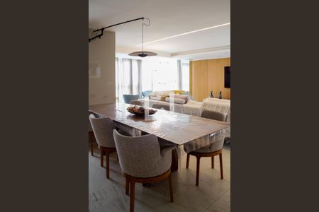 Sala de apartamento à venda com 3 quartos, 147m² em Barra da Tijuca, Rio de Janeiro