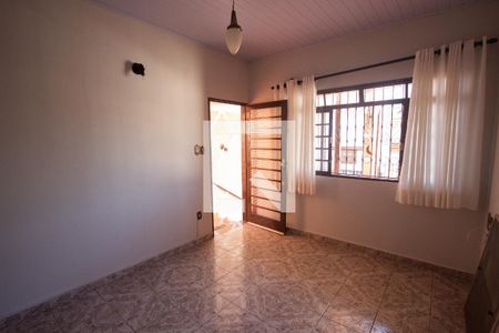 Sala de casa para alugar com 3 quartos, 90m² em Vila Amelia, Ribeirão Preto