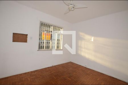 Quarto 1 de apartamento para alugar com 2 quartos, 65m² em Vila Valqueire, Rio de Janeiro