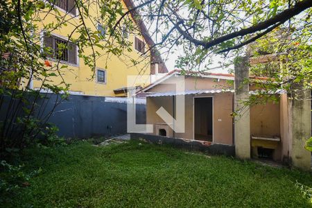 Casa à venda com 200m², 2 quartos e sem vagaQuintal