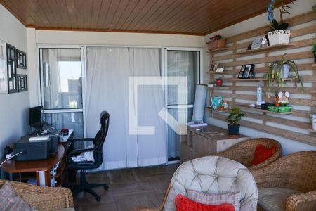 Apartamento à venda com 156m², 4 quartos e 3 vagasSacada