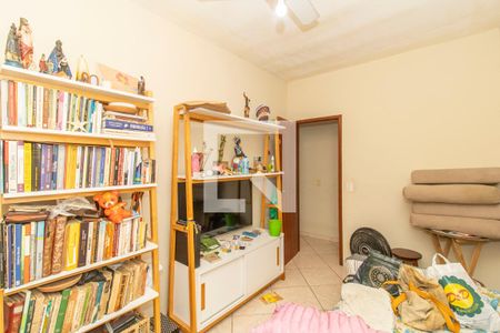 Quarto 1 de apartamento para alugar com 3 quartos, 75m² em Irajá, Rio de Janeiro