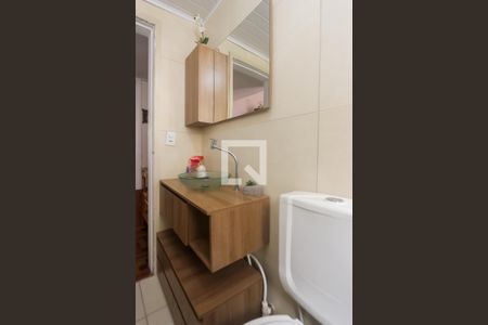 Banheiro de apartamento à venda com 1 quarto, 61m² em Humaitá, Porto Alegre