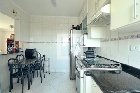 Cozinha de apartamento à venda com 2 quartos, 64m² em Vila Alto de Santo Andre, Santo André