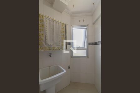 Apartamento para alugar com 60m², 3 quartos e 1 vagaÁrea de Serviço