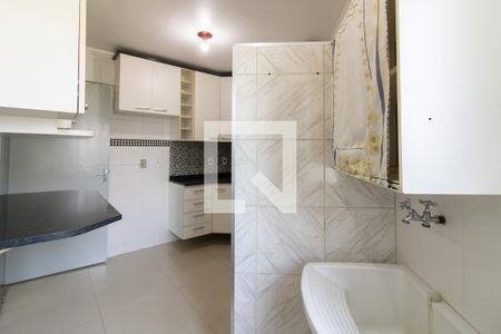 Apartamento para alugar com 60m², 3 quartos e 1 vagaÁrea de Serviço