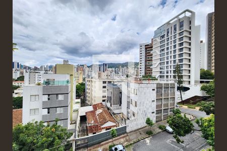 Vista Sala de apartamento à venda com 4 quartos, 133m² em Anchieta, Belo Horizonte