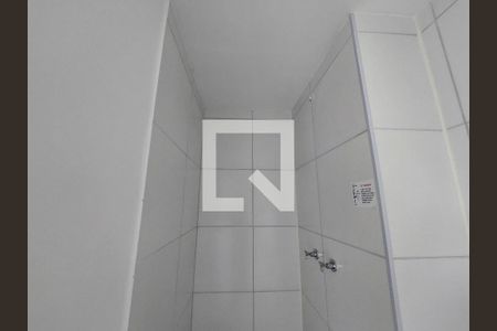 Apartamento para alugar com 36m², 2 quartos e sem vaga Apartamento para alugar com 36m², 2 quartos e sem vagaBanheiro