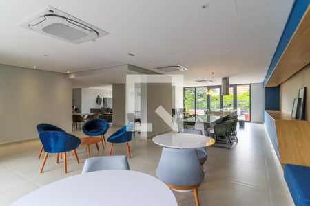 Apartamento para alugar com 47m², 2 quartos e 1 vaga Apartamento para alugar com 47m², 2 quartos e 1 vagaÁrea comum - Salão de festas