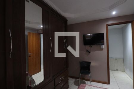Quarto 1 de casa para alugar com 1 quarto, 75m² em Rocha, São Gonçalo
