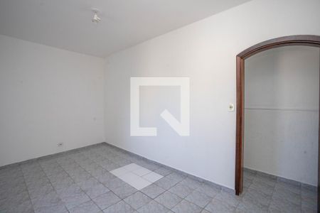 Quarto de casa para alugar com 1 quarto, 12m² em Taboão, Diadema