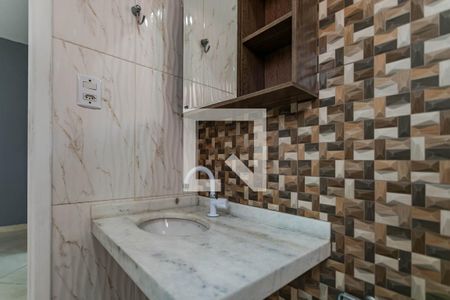 Casa para alugar com 113m², 3 quartos e 2 vagasBanheiro Social