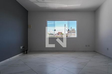 Casa para alugar com 113m², 3 quartos e 2 vagasSala