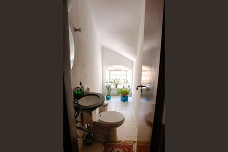 Casa à venda com 1904500m², 3 quartos e 2 vagas Casa à venda com 1904500m², 3 quartos e 2 vagasBanheiro 2