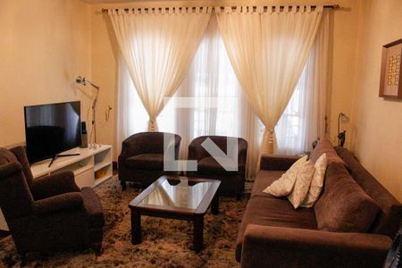 Casa à venda com 1904500m², 3 quartos e 2 vagas Casa à venda com 1904500m², 3 quartos e 2 vagasSala