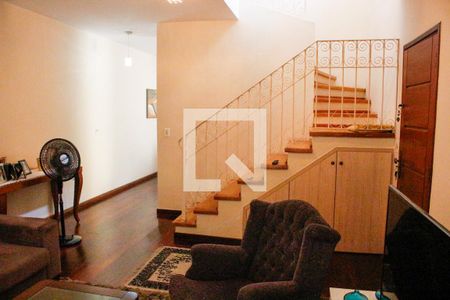 Casa à venda com 1904500m², 3 quartos e 2 vagas Casa à venda com 1904500m², 3 quartos e 2 vagasSala