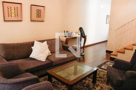 Casa à venda com 1904500m², 3 quartos e 2 vagas Casa à venda com 1904500m², 3 quartos e 2 vagasSala