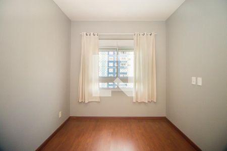 Quarto 2 de apartamento à venda com 2 quartos, 48m² em Jardim Leopoldina, Porto Alegre
