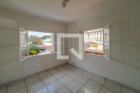 Casa à venda com 260m², 4 quartos e 1 vagaquarto 3 suite