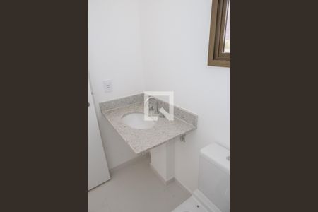 Apartamento à venda com 180m², 4 quartos e 3 vagas Apartamento à venda com 180m², 4 quartos e 3 vagasBanheiro da Suíte 4