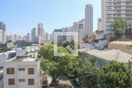 Apartamento à venda com 180m², 4 quartos e 3 vagas Apartamento à venda com 180m², 4 quartos e 3 vagasVista da Suíte 2