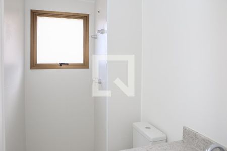 Apartamento à venda com 180m², 4 quartos e 3 vagas Apartamento à venda com 180m², 4 quartos e 3 vagasBanheiro da Suíte 2