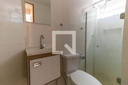 Banheiro de apartamento à venda com 1 quarto, 58m² em Fátima, Niterói