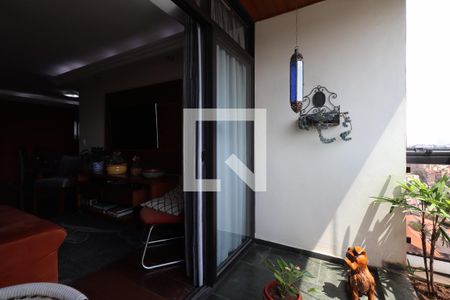 Sacada Sala de apartamento à venda com 3 quartos, 157m² em Vila Bastos, Santo André