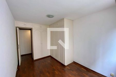 Quarto 1 de apartamento para alugar com 3 quartos, 136m² em Laranjeiras, Rio de Janeiro