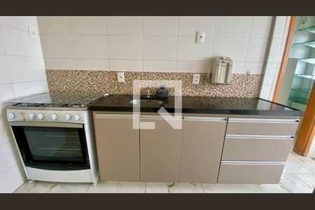 Apartamento à venda com 98m², 3 quartos e 2 vagasCozinha