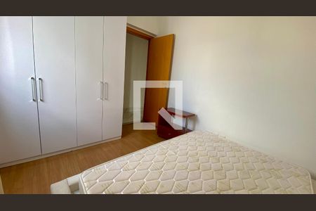 Apartamento à venda com 98m², 3 quartos e 2 vagasQuarto 3