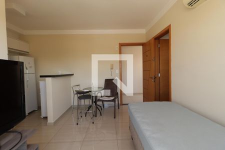 Sala  de apartamento para alugar com 1 quarto, 48m² em Residencial Flórida, Ribeirão Preto