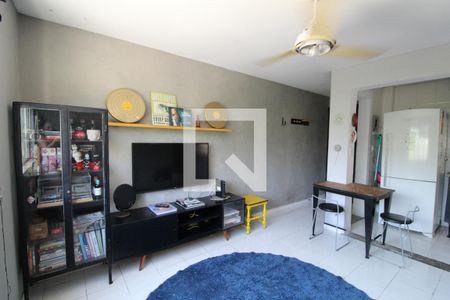 Sala de apartamento para alugar com 2 quartos, 47m² em Jacarepaguá, Rio de Janeiro