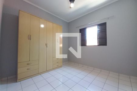 Quarto 2 de casa para alugar com 2 quartos, 70m² em Jardim Santo Expedito, Campinas