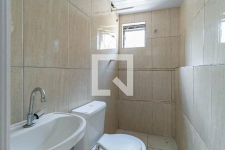 Banheiro social  de kitnet/studio para alugar com 1 quarto, 40m² em Jardim Guanabara, Belo Horizonte