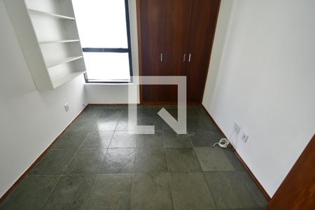 Quarto 1 de apartamento para alugar com 2 quartos, 75m² em Cambuí, Campinas